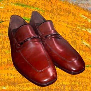 Men's brown leather Hugo Boss sized 10 and 1/2